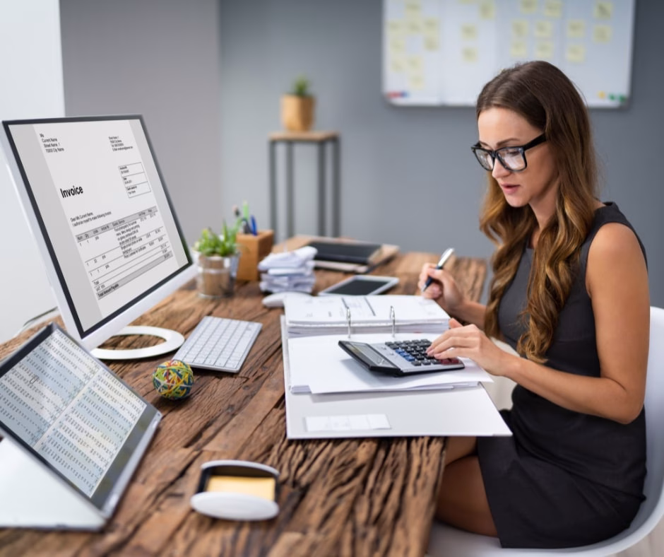 Why Your Accountant Should Handle Your Bookkeeping Too