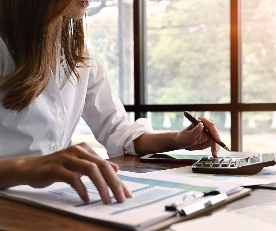 How to Avoid the Overdrawn Director’s Loan Account Tax Trap